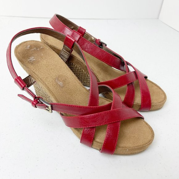 AEROSOLES Shoes - AEROSOLES Pretty Plush Red Strappy Comfort Wedge Sandal Women's Size 9 WIDE